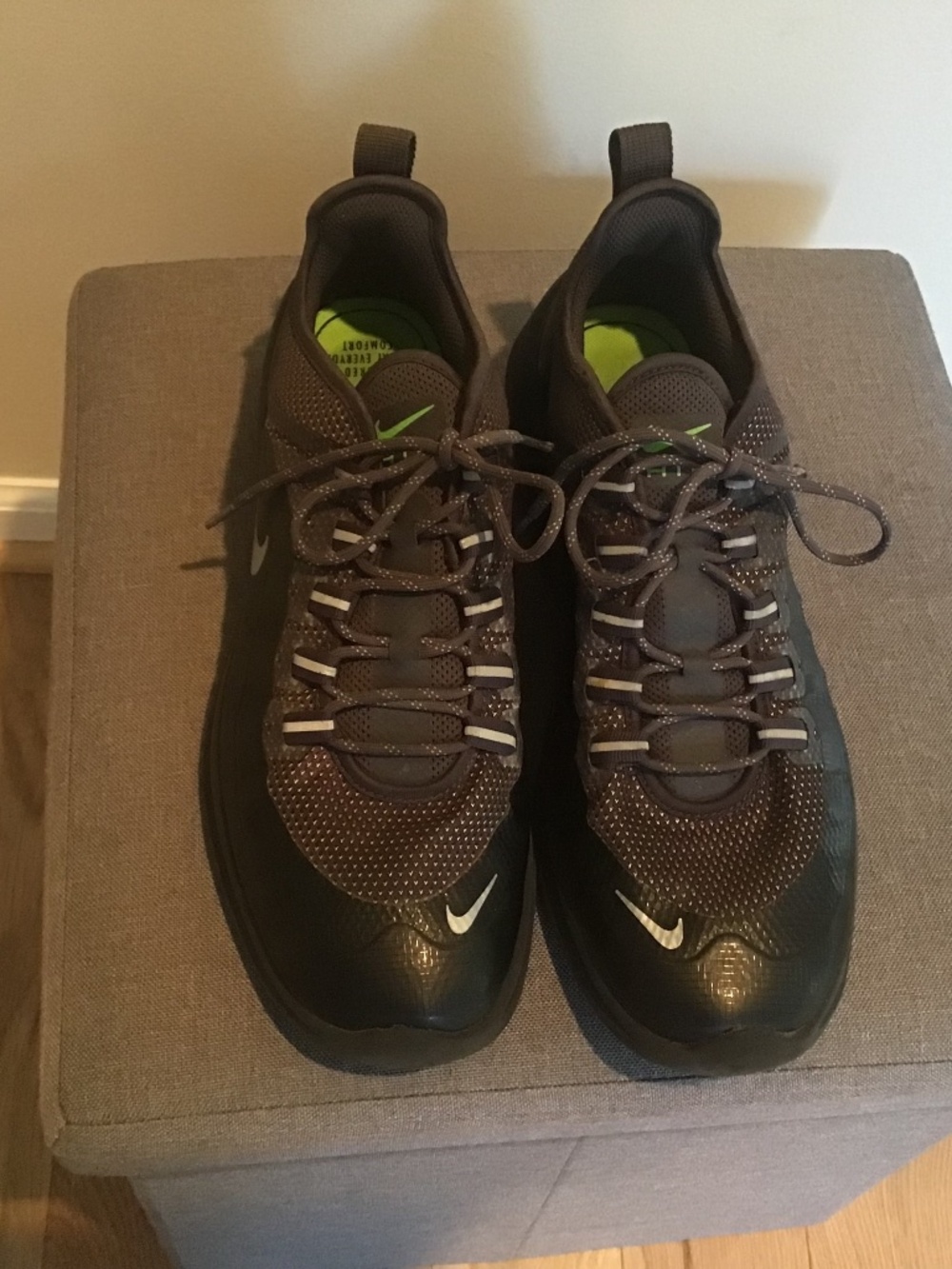 NIKE Air Max Axis Premium Shadow Grey size 11 athletic shoes
